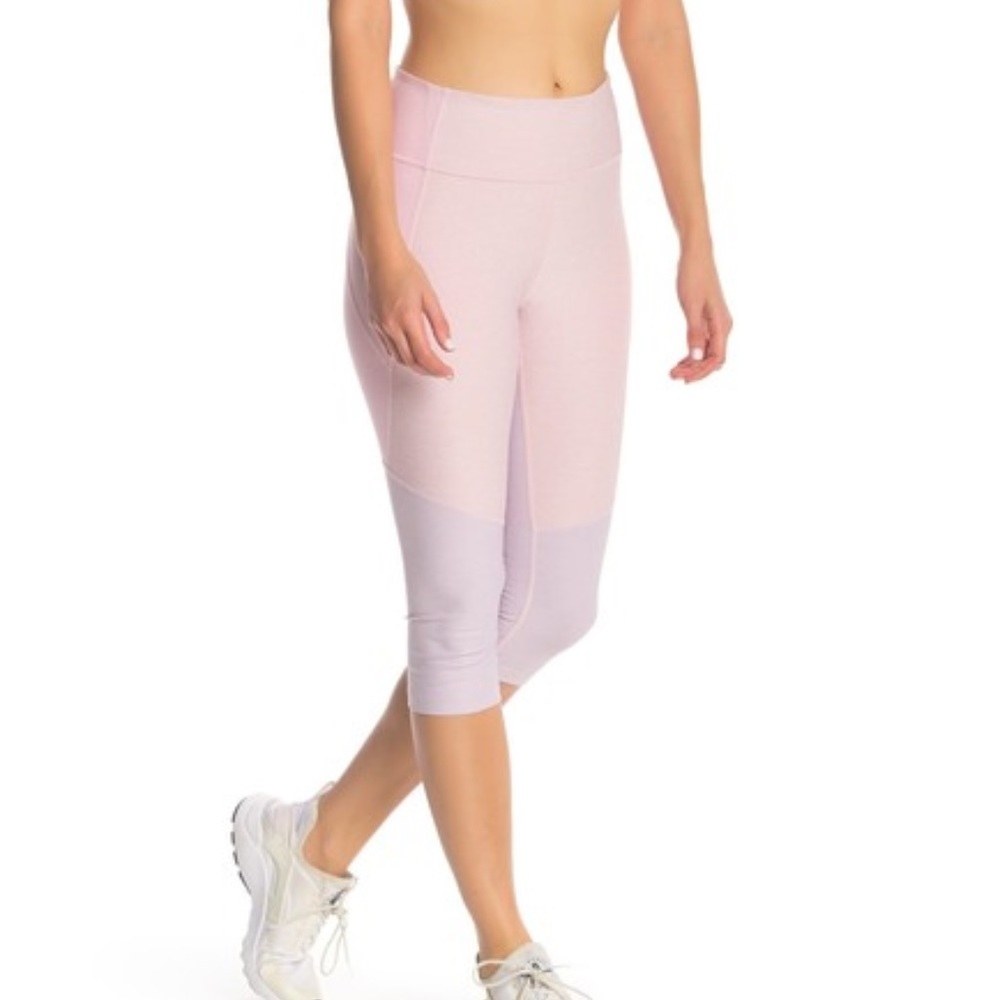 OUTDOOR VOICES Colorblock Cropped Leggings Capri M
